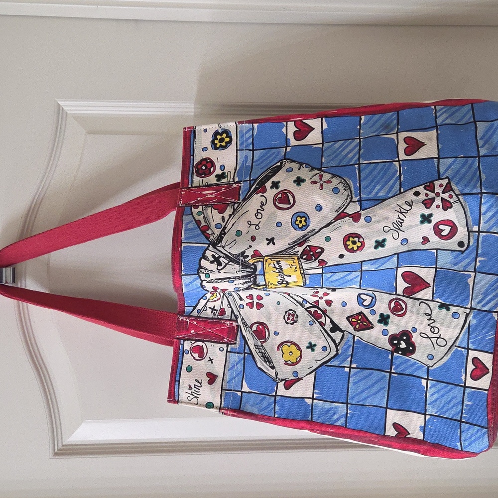 Brighton Love Sparkle Tote‎ Bag Artwork By Tom Clancy Heart Bow